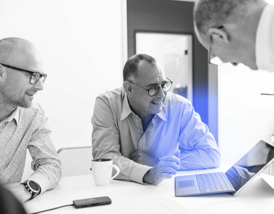 Analyse von Strategien zur erfolgreichen Ausgründung von Unternehmen aus den Bereichen Clean Green Tech KI Digitalisierung und Fertigungsverfahren | Abacus neo aus Frankenthal